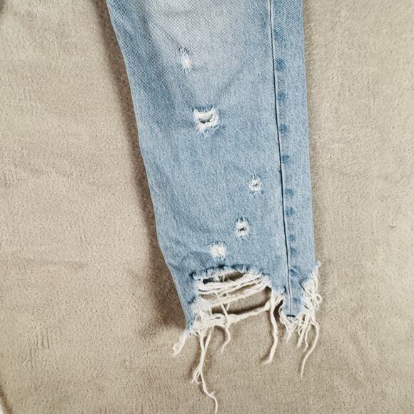 Abercrombie & Fitch Jeans Womens 28/6 Light Wash Blue Denim Distressed Mom Jean - Picture 5 of 12